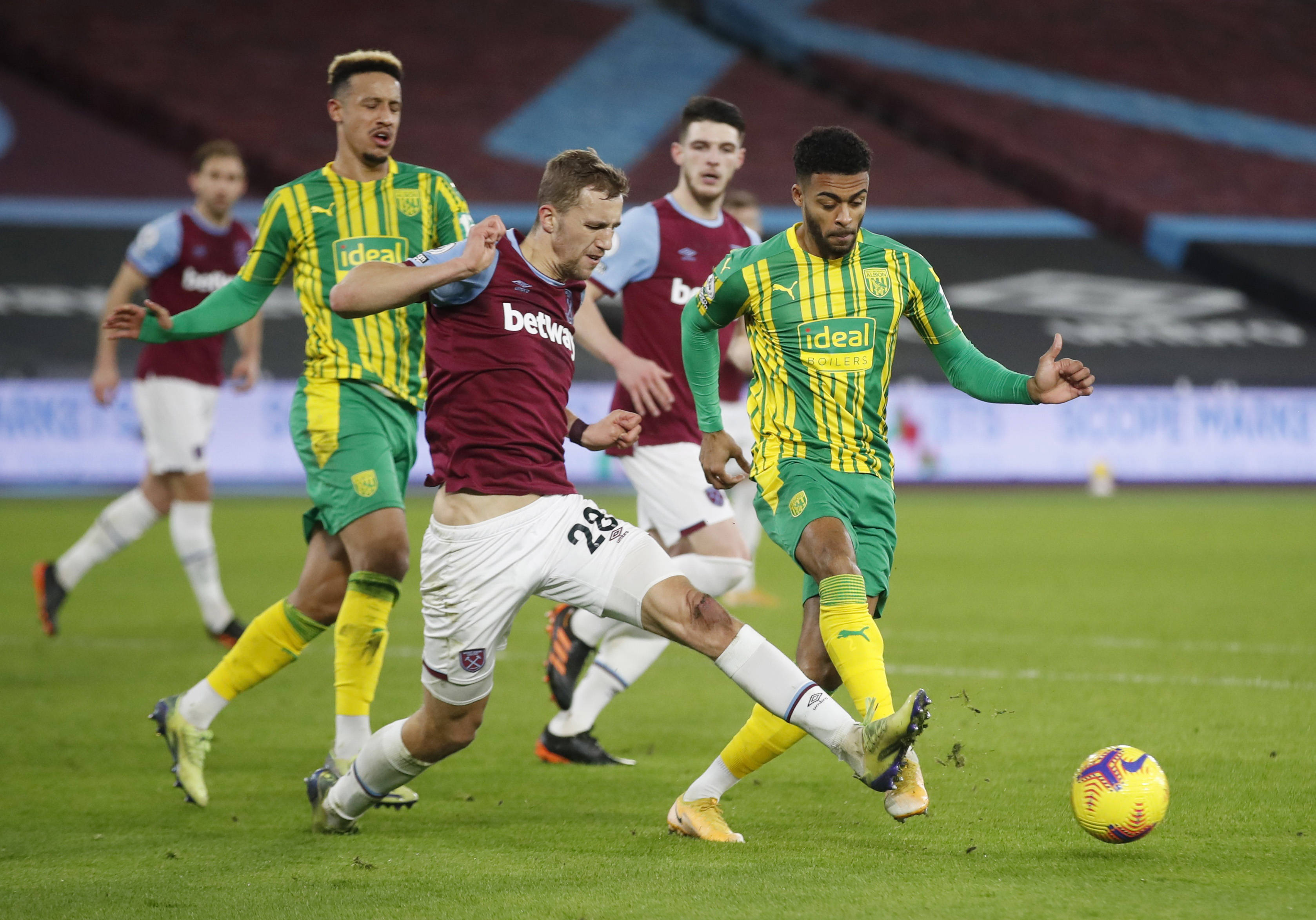 充满变数的 充满变数的