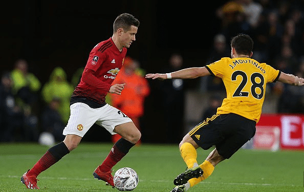 使他在球场 使他在球场